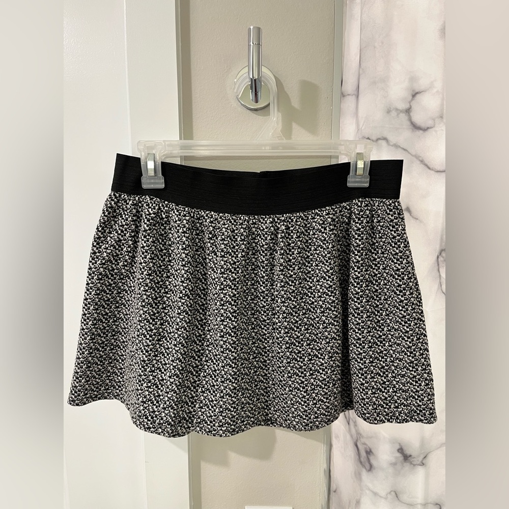 Wet Seal Black and White Skirt